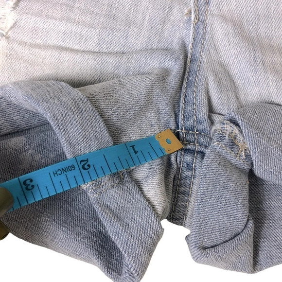 NEW Vanilla Star Light Wash Distress Short Size 3 - Picture 7 of 7